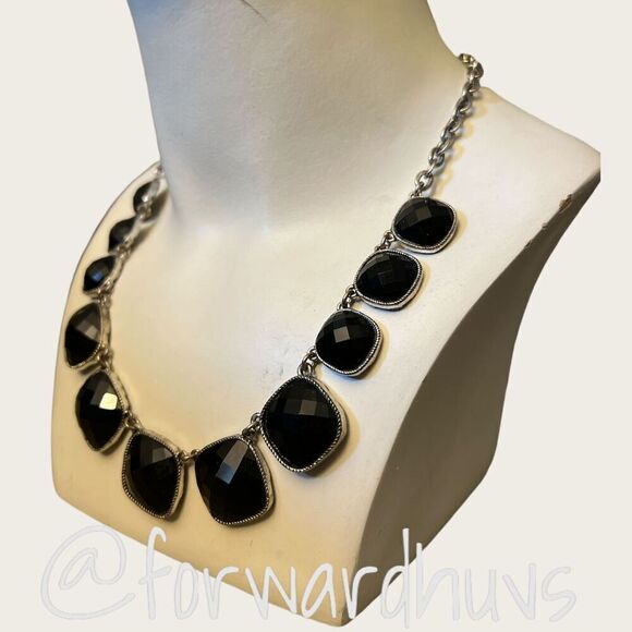 Premier Designs Black Faceted Square Bead Necklace - Picture 4 of 10